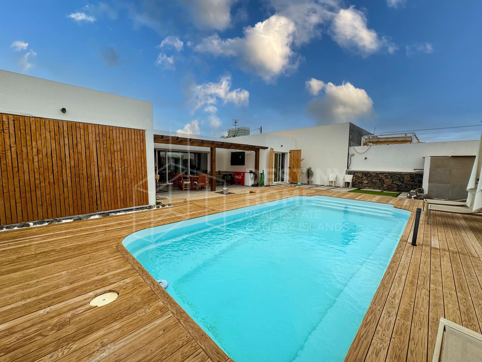 3 soveværelse Villa til salg i Lajares med swimmingpool garage - € 1.350.000 (Ref: 9148963)