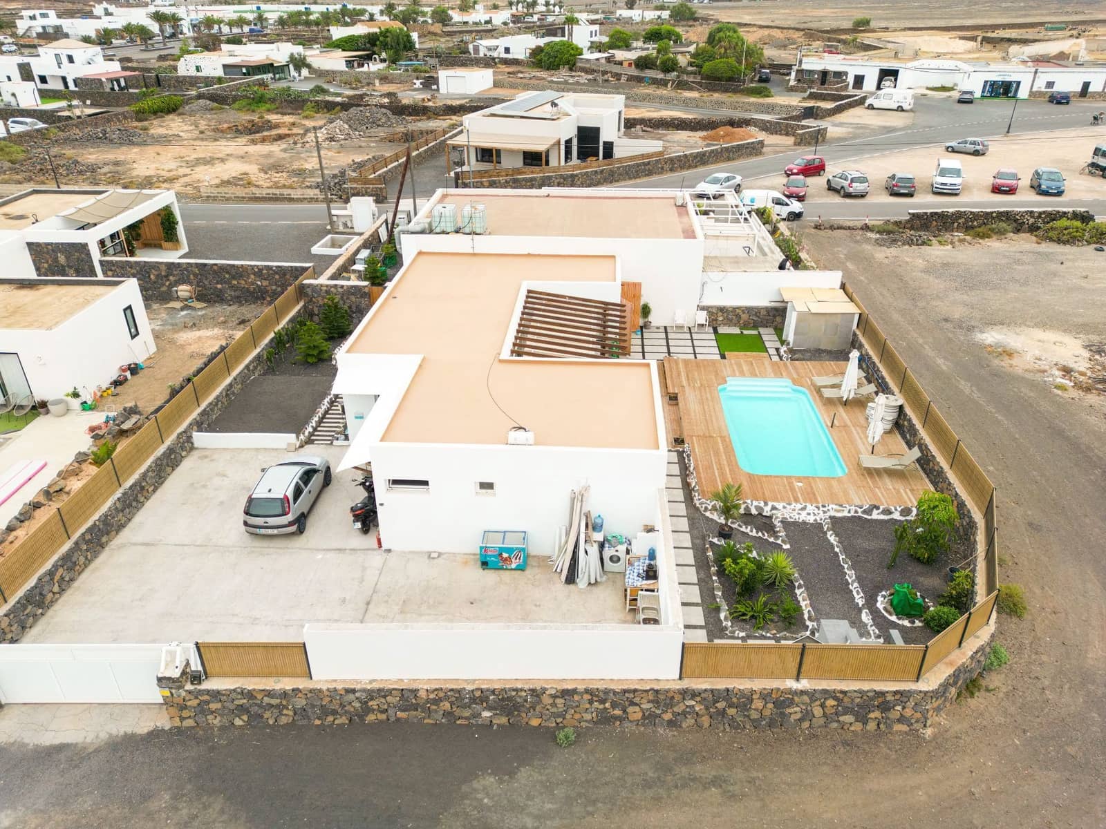 3 soveværelse Villa til salg i Lajares med swimmingpool garage - € 1.350.000 (Ref: 9148963)