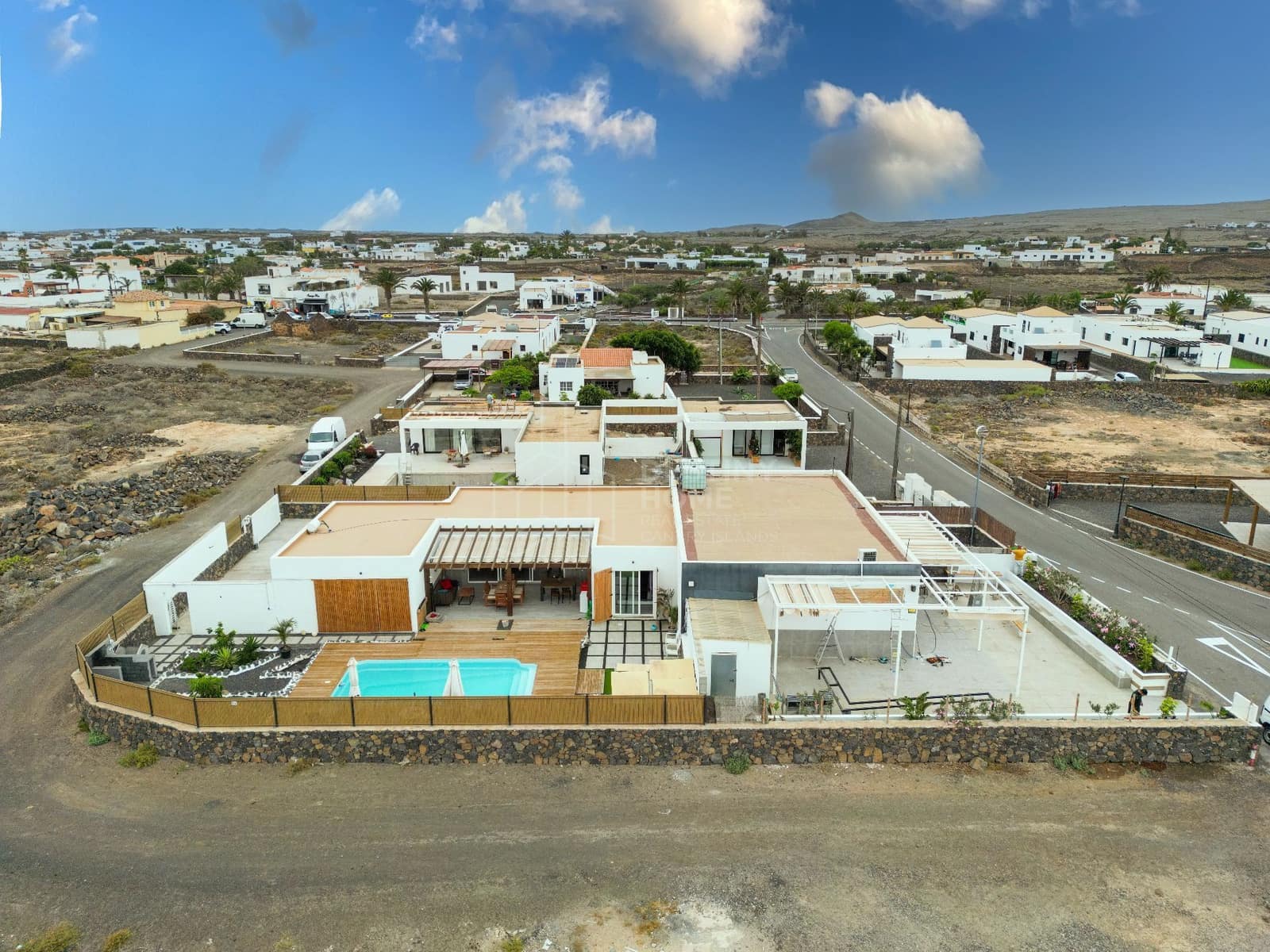 3 soveværelse Villa til salg i Lajares med swimmingpool garage - € 1.350.000 (Ref: 9148963)