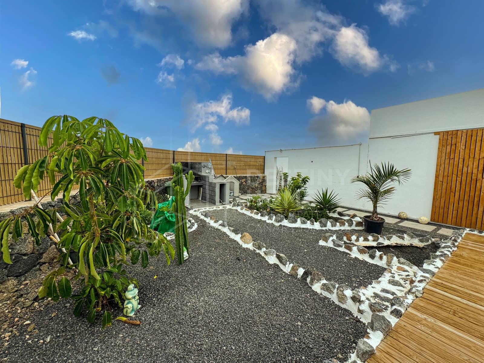 3 soveværelse Villa til salg i Lajares med swimmingpool garage - € 1.350.000 (Ref: 9148963)