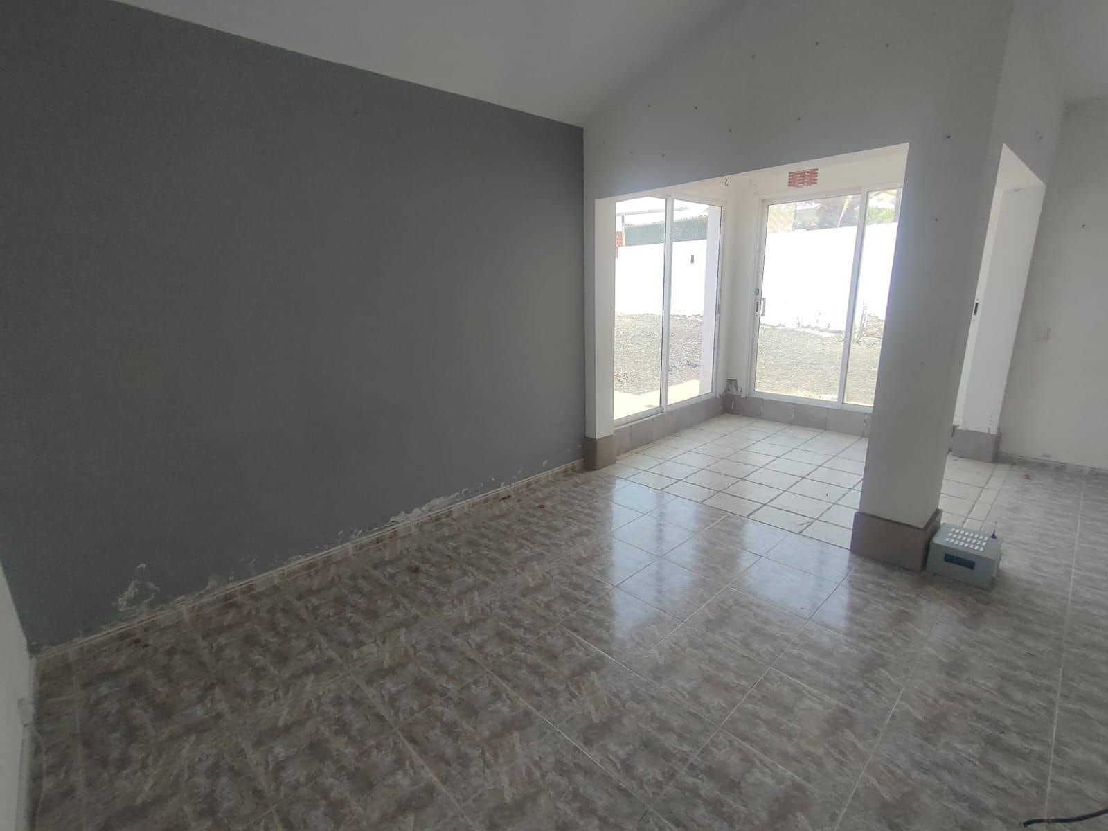 2 soveværelse Villa til salg i Parque Holandes - € 220.000 (Ref: 9153650)