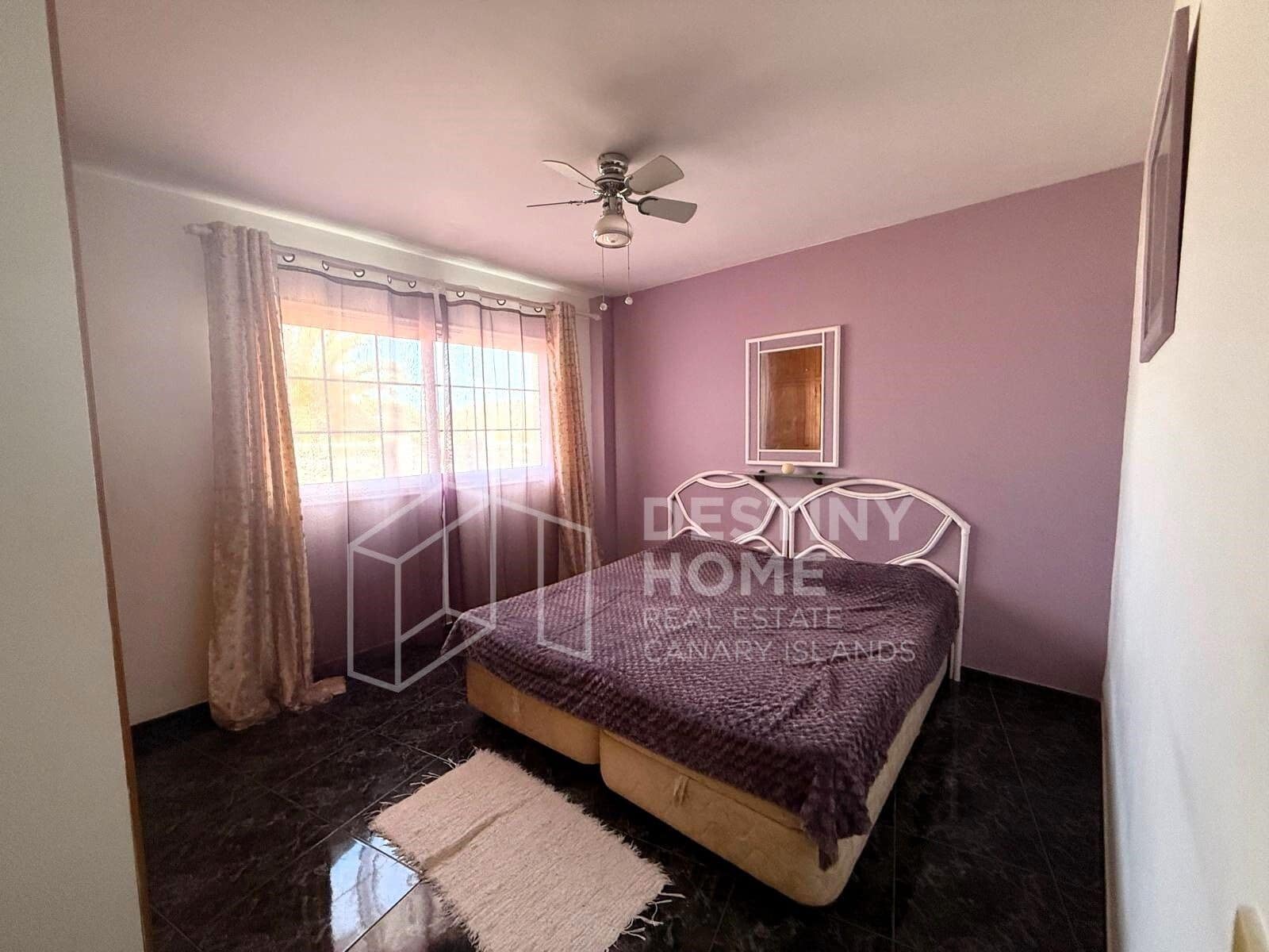 3 soveværelse Villa til salg i La Oliva med swimmingpool garage - € 440.000 (Ref: 9162071)