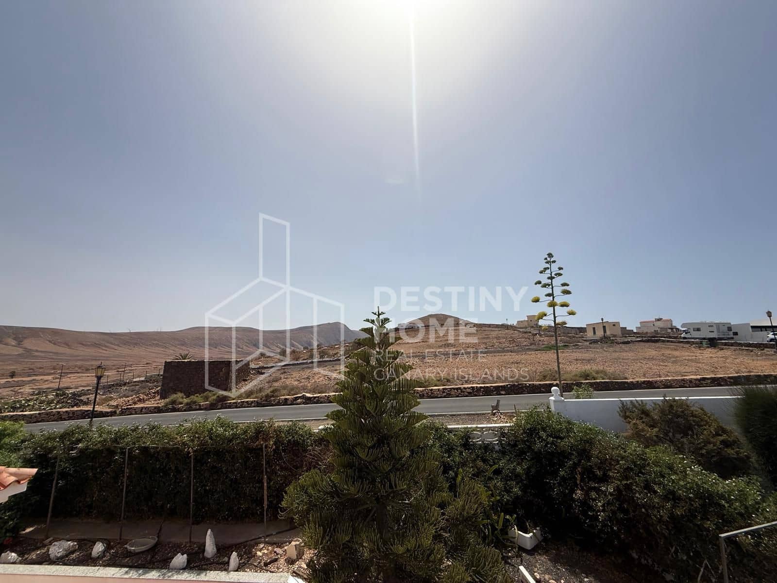 3 soveværelse Villa til salg i La Oliva med swimmingpool garage - € 440.000 (Ref: 9162071)