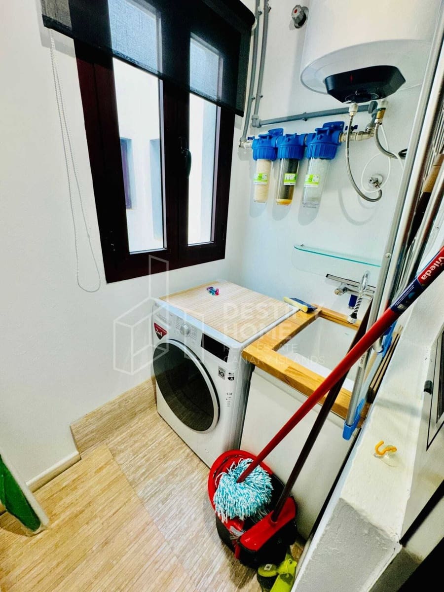 2 soveværelse Lejlighed til salg i Corralejo - € 223.000 (Ref: 9186684)