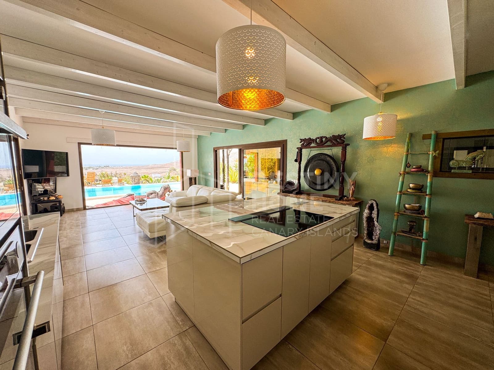 5 soverom Villa til salgs i Tarajalejo med svømmebasseng garasje - € 969 000 (Ref: 9190880)