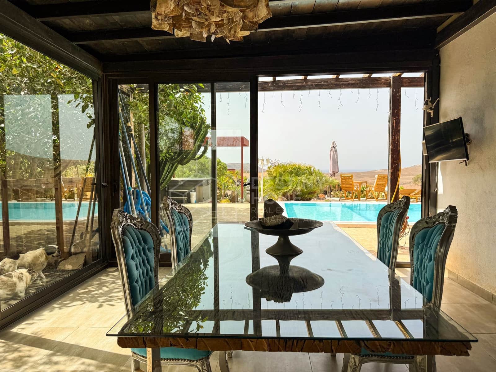 5 soverom Villa til salgs i Tarajalejo med svømmebasseng garasje - € 969 000 (Ref: 9190880)