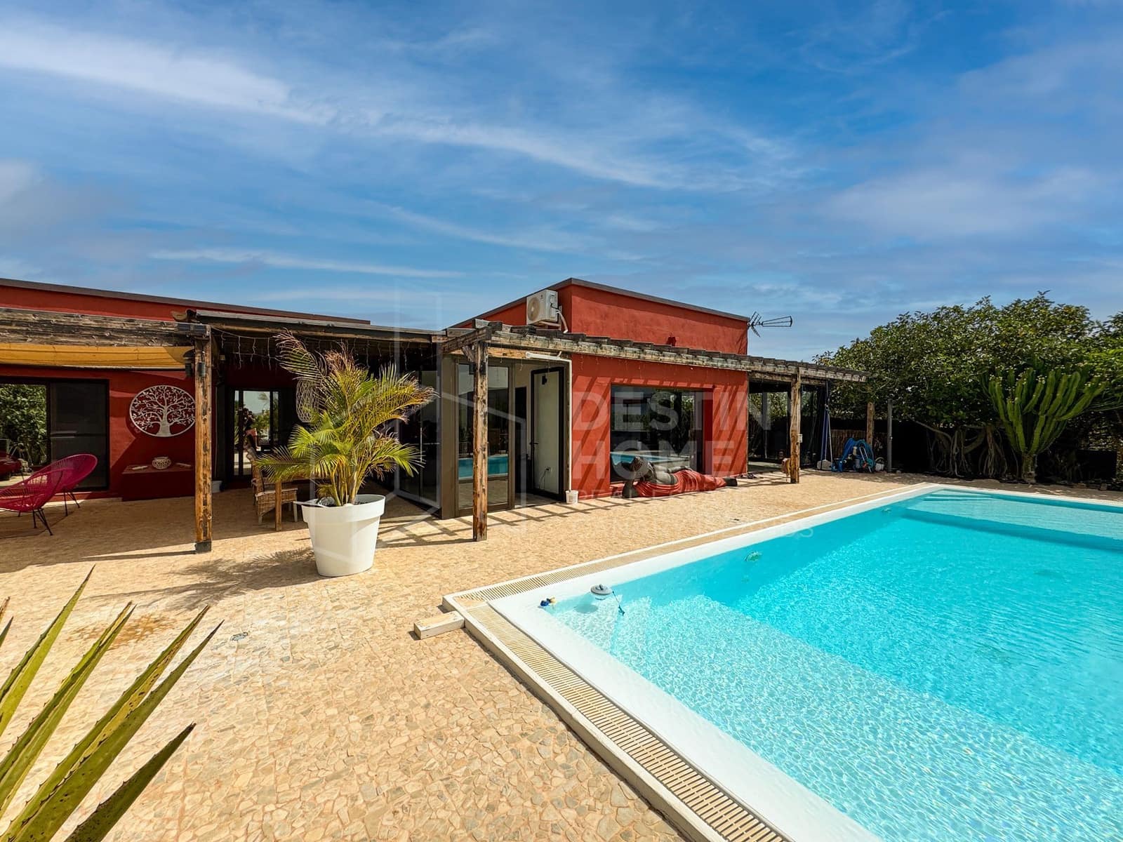 5 soverom Villa til salgs i Tarajalejo med svømmebasseng garasje - € 969 000 (Ref: 9190880)