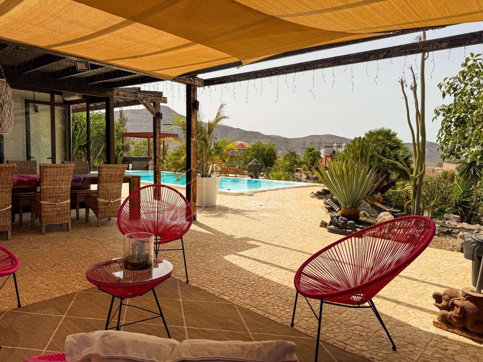 5 soverom Villa til salgs i Tarajalejo med svømmebasseng garasje - € 969 000 (Ref: 9190880)