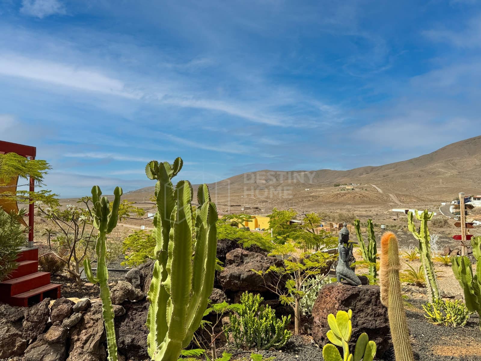 5 soverom Villa til salgs i Tarajalejo med svømmebasseng garasje - € 969 000 (Ref: 9190880)