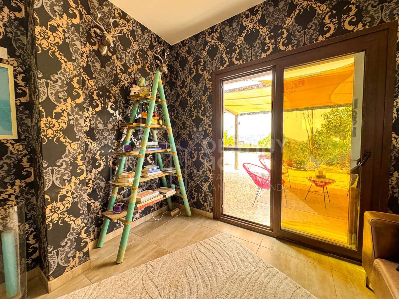 5 soverom Villa til salgs i Tarajalejo med svømmebasseng garasje - € 969 000 (Ref: 9190880)