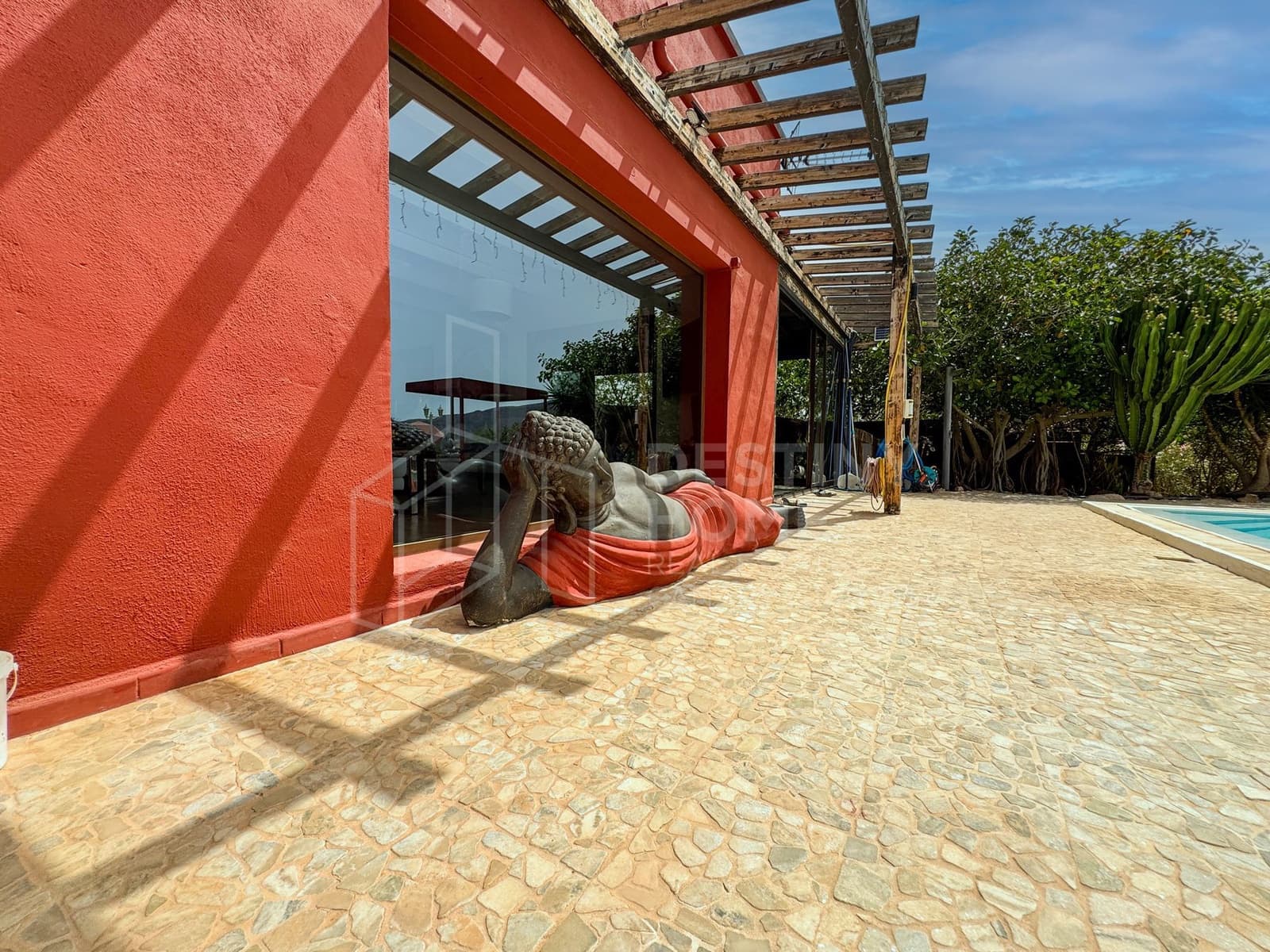 5 soverom Villa til salgs i Tarajalejo med svømmebasseng garasje - € 969 000 (Ref: 9190880)