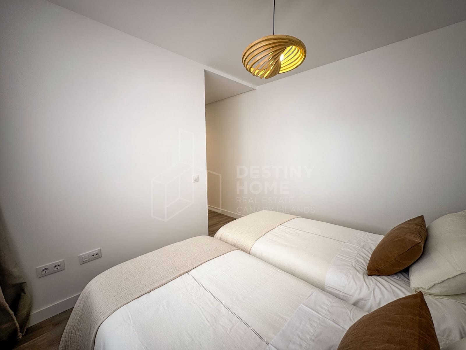 3 soverom Leilighet til salgs i Caleta de Fuste med svømmebasseng garasje - € 315 000 (Ref: 9192093)