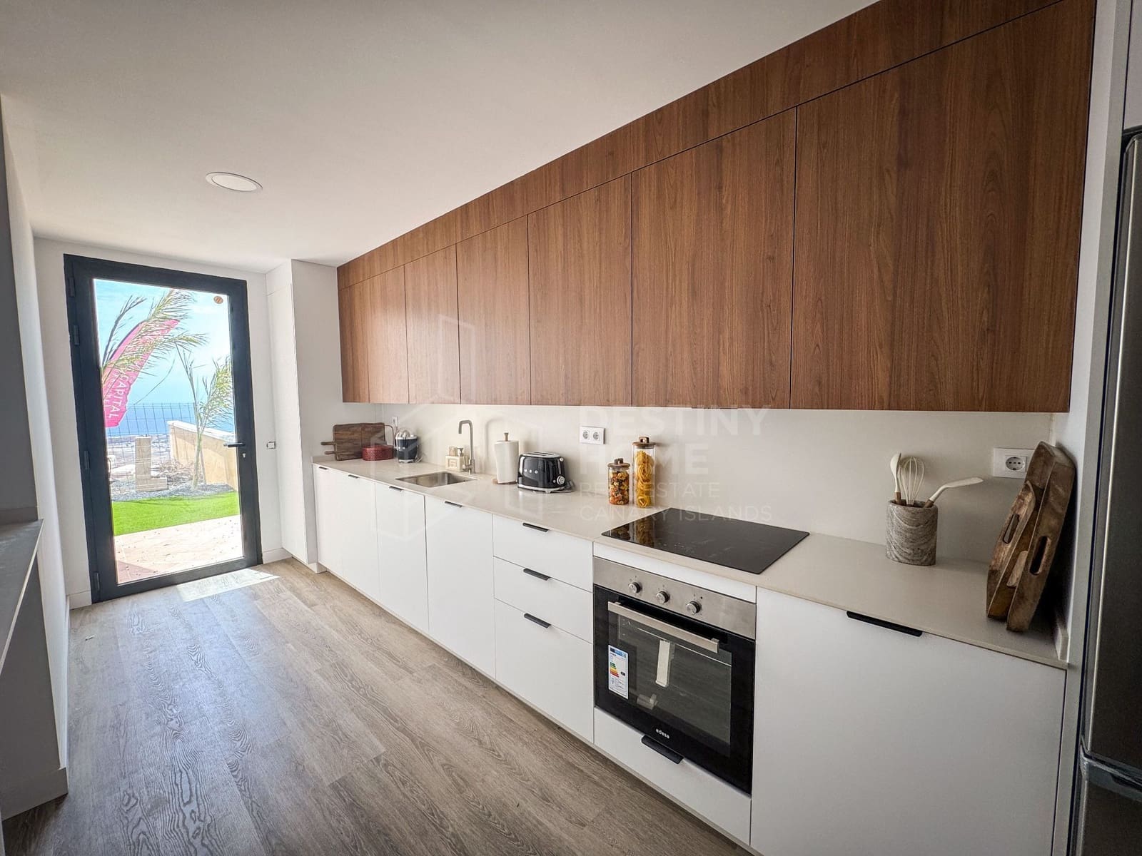 3 soverom Leilighet til salgs i Caleta de Fuste med svømmebasseng garasje - € 315 000 (Ref: 9192093)