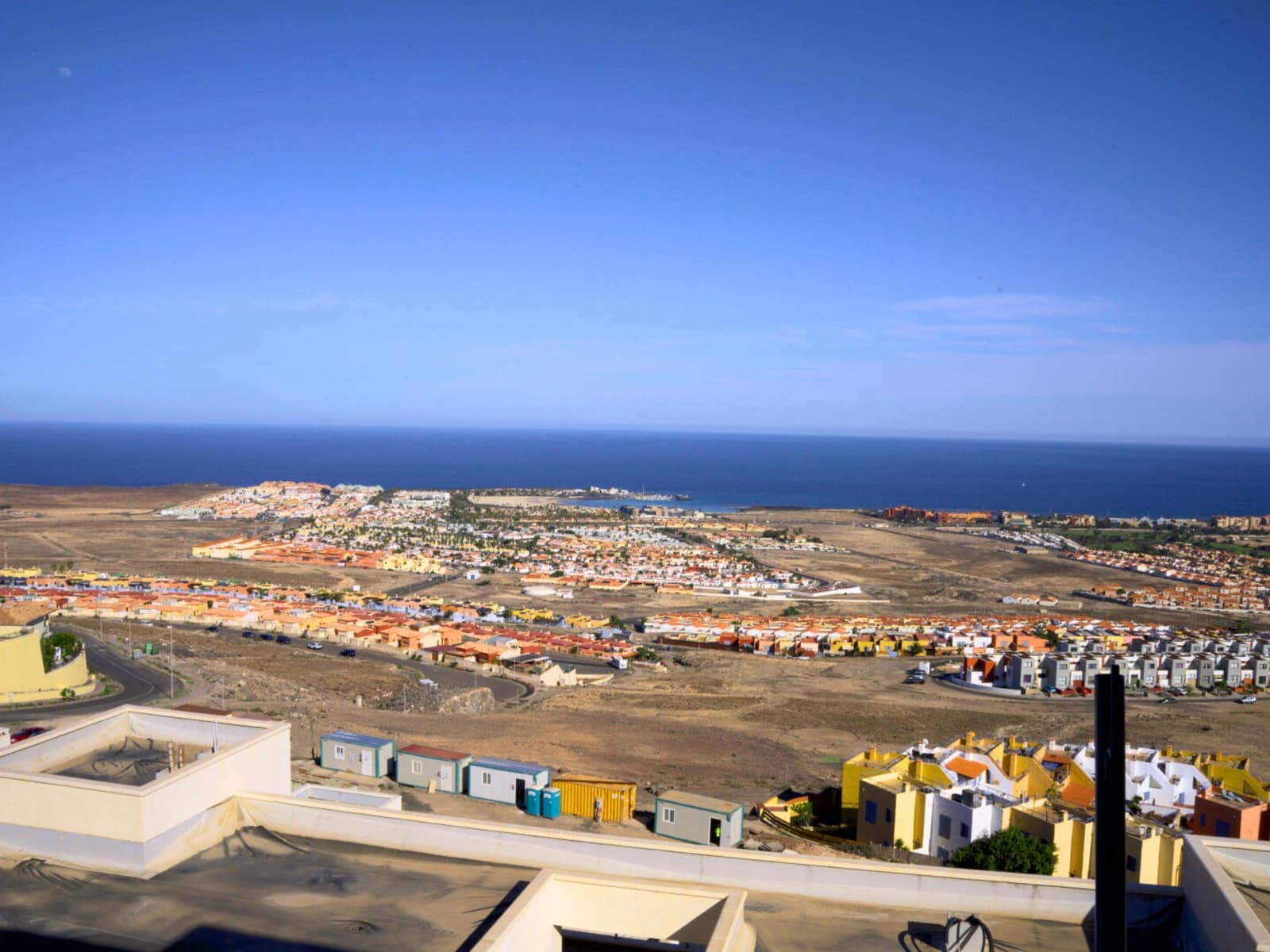 3 soverom Leilighet til salgs i Caleta de Fuste med svømmebasseng garasje - € 315 000 (Ref: 9192093)