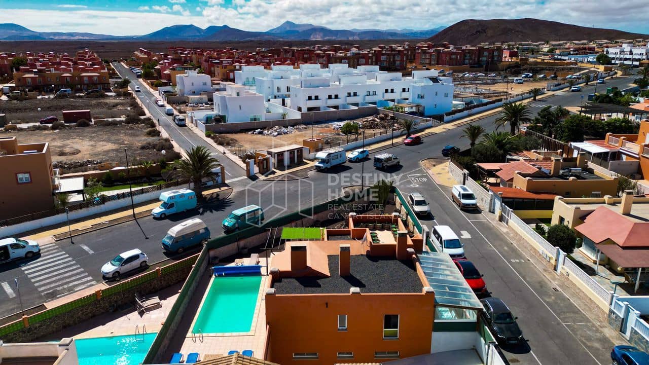 4 camera da letto Villa in vendita in Corralejo con piscina garage - 590.000 € (Rif: 9226264)