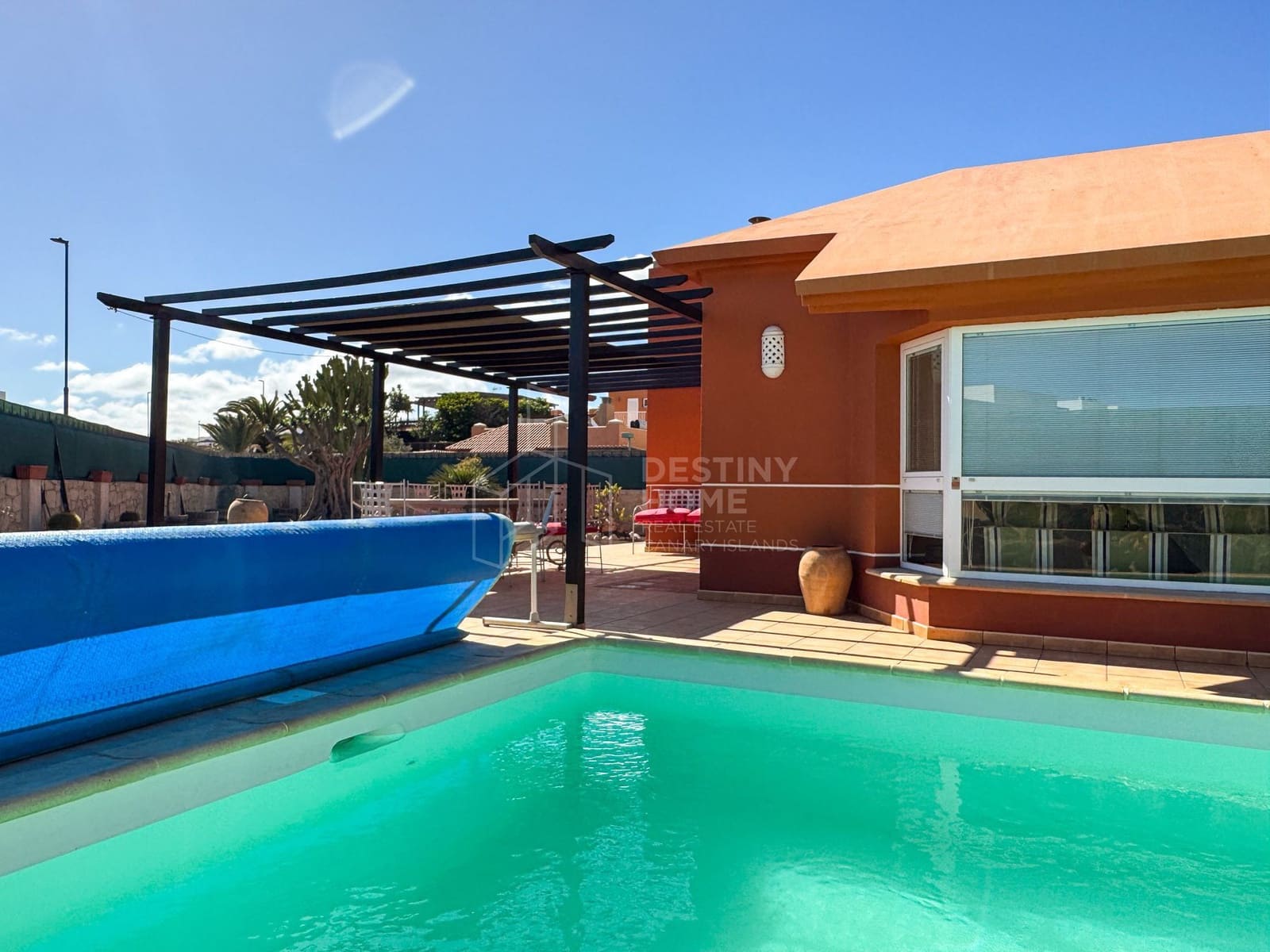 4 camera da letto Villa in vendita in Corralejo con piscina garage - 590.000 € (Rif: 9226264)