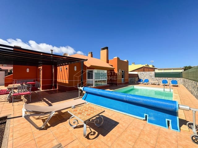 4 chambre Villa/Maison à vendre à Corralejo, La Oliva avec piscine garage - 590 000 € (Ref: 9226264)