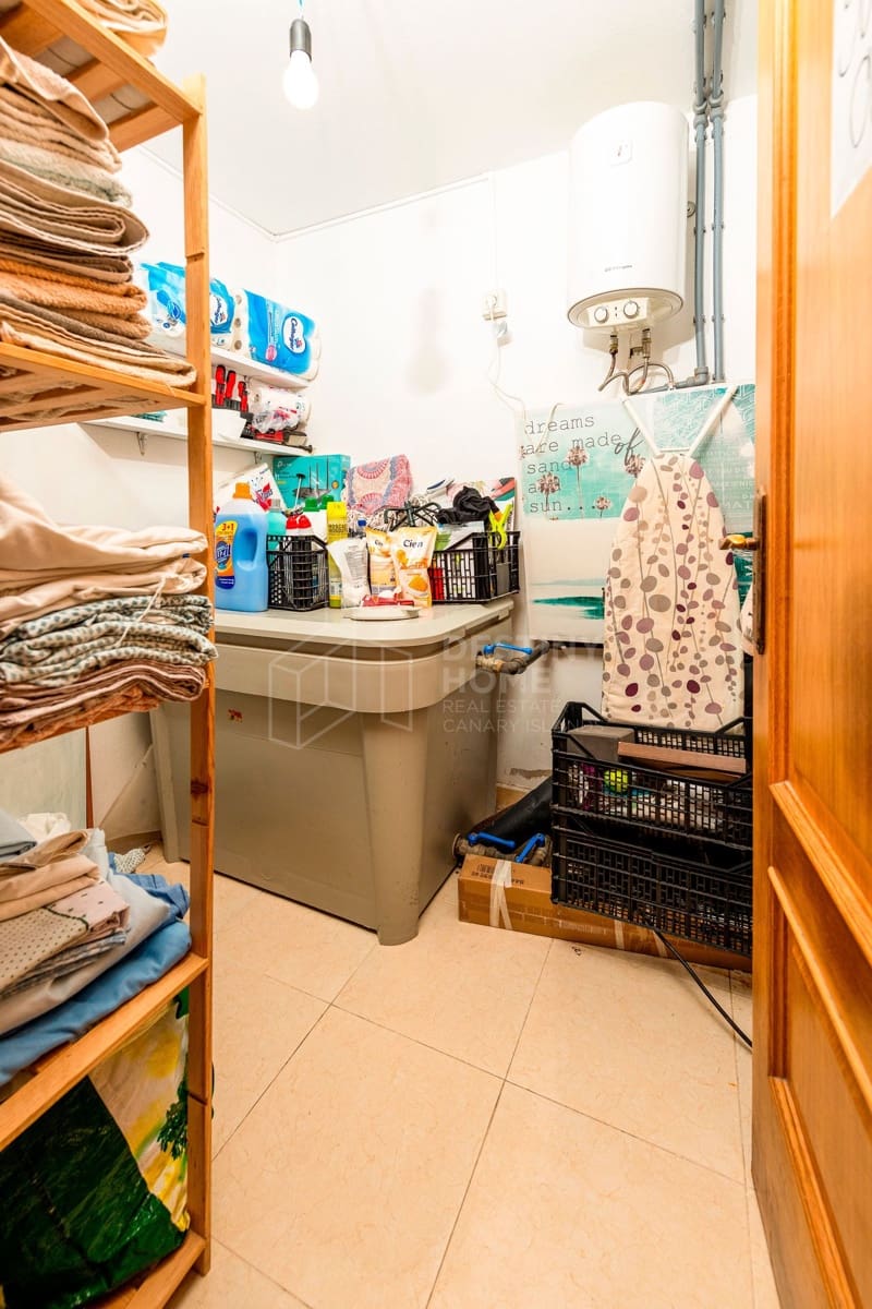 5 soveværelse Villa til salg i Corralejo med swimmingpool garage - € 980.000 (Ref: 9228300)