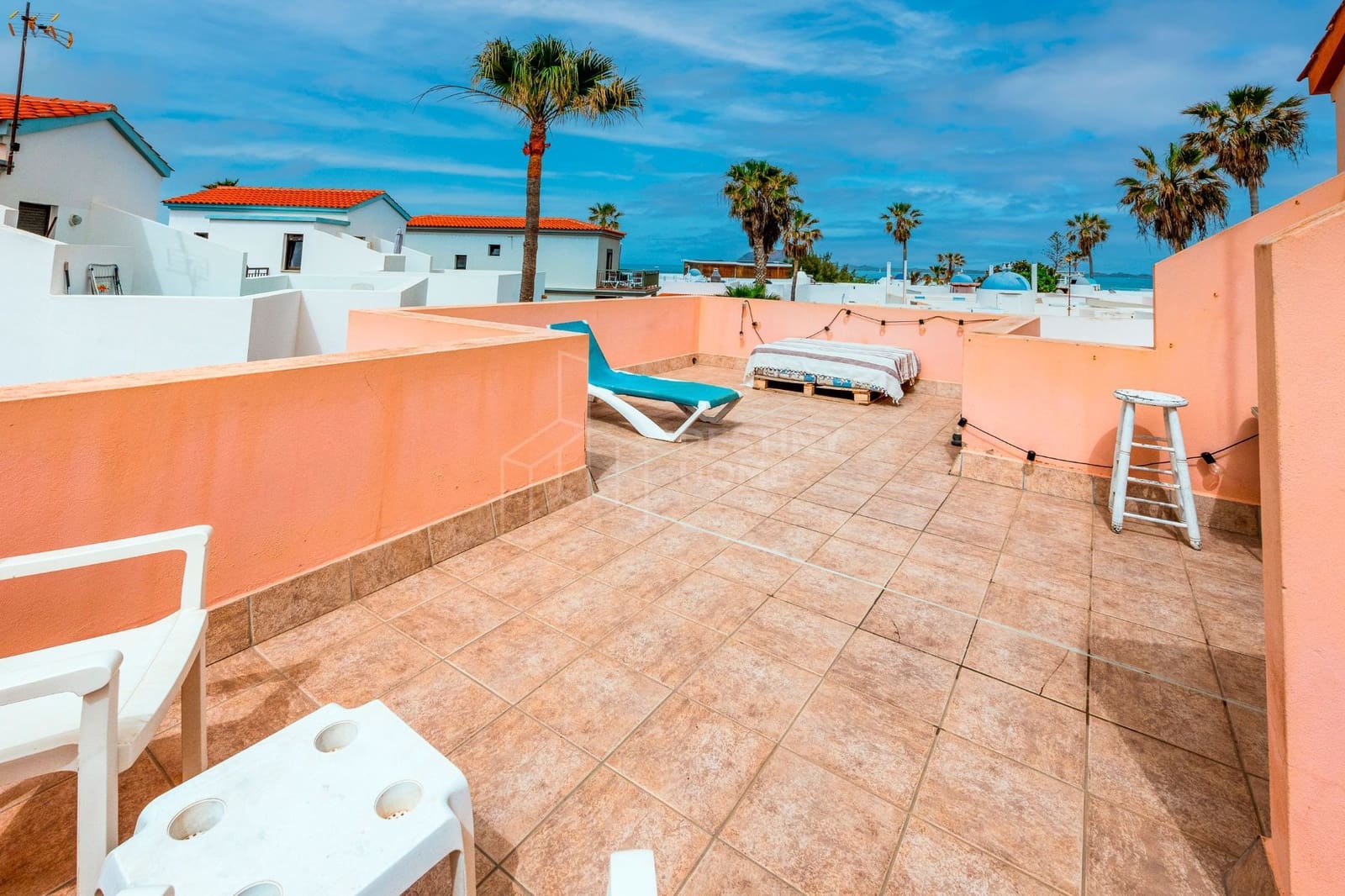 5 soveværelse Villa til salg i Corralejo med swimmingpool garage - € 980.000 (Ref: 9228300)