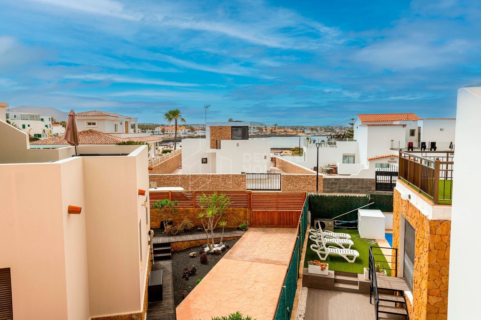 5 soveværelse Villa til salg i Corralejo med swimmingpool garage - € 980.000 (Ref: 9228300)