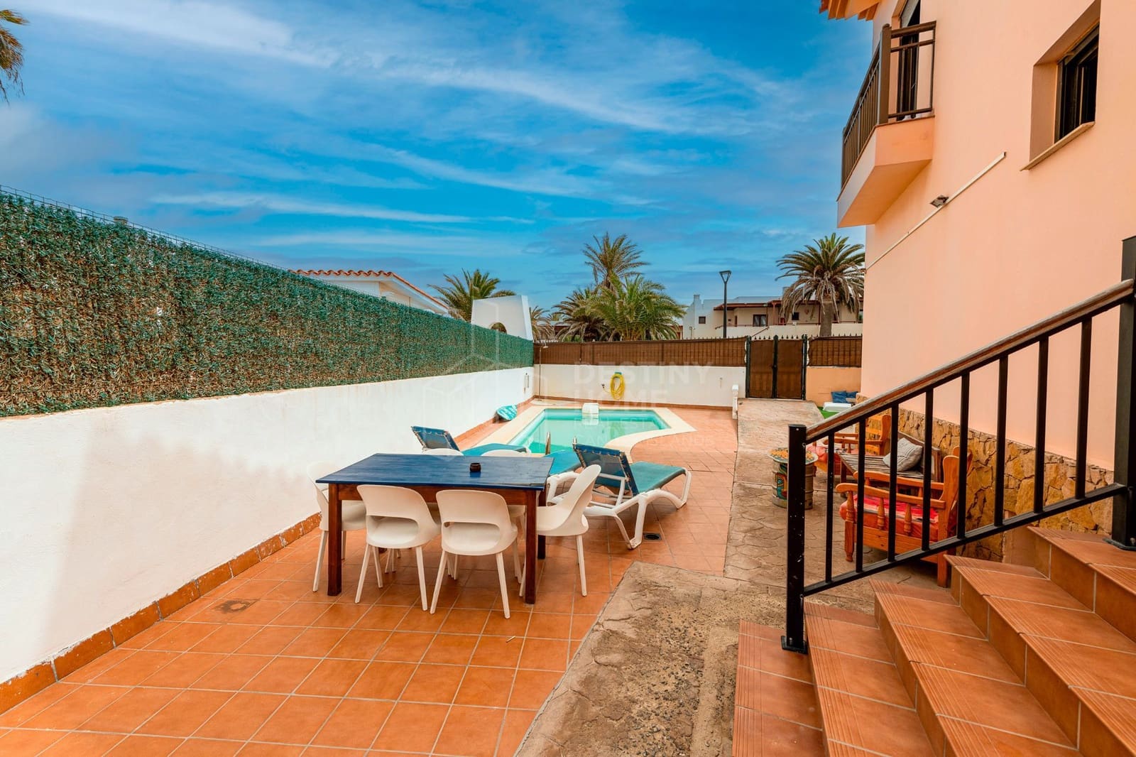 5 soveværelse Villa til salg i Corralejo med swimmingpool garage - € 980.000 (Ref: 9228300)