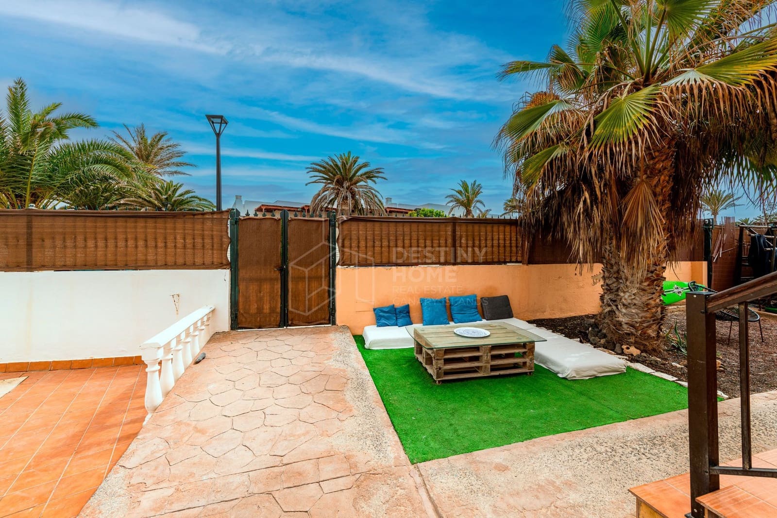 5 soveværelse Villa til salg i Corralejo med swimmingpool garage - € 980.000 (Ref: 9228300)