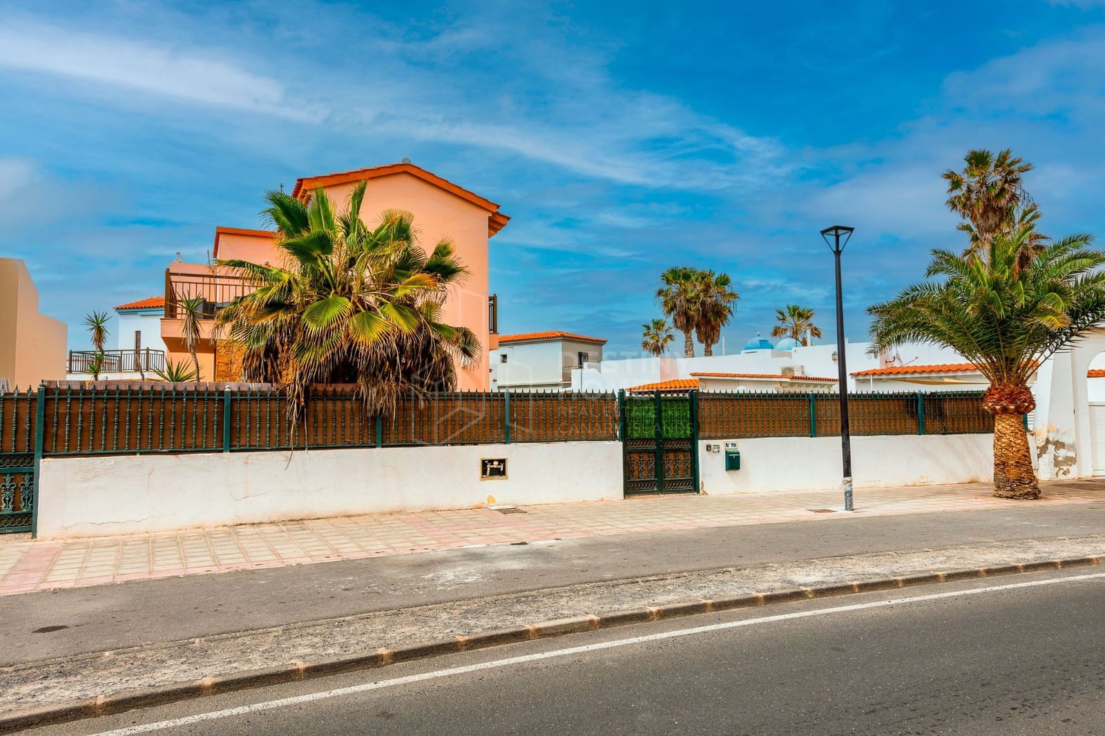 5 soveværelse Villa til salg i Corralejo med swimmingpool garage - € 980.000 (Ref: 9228300)