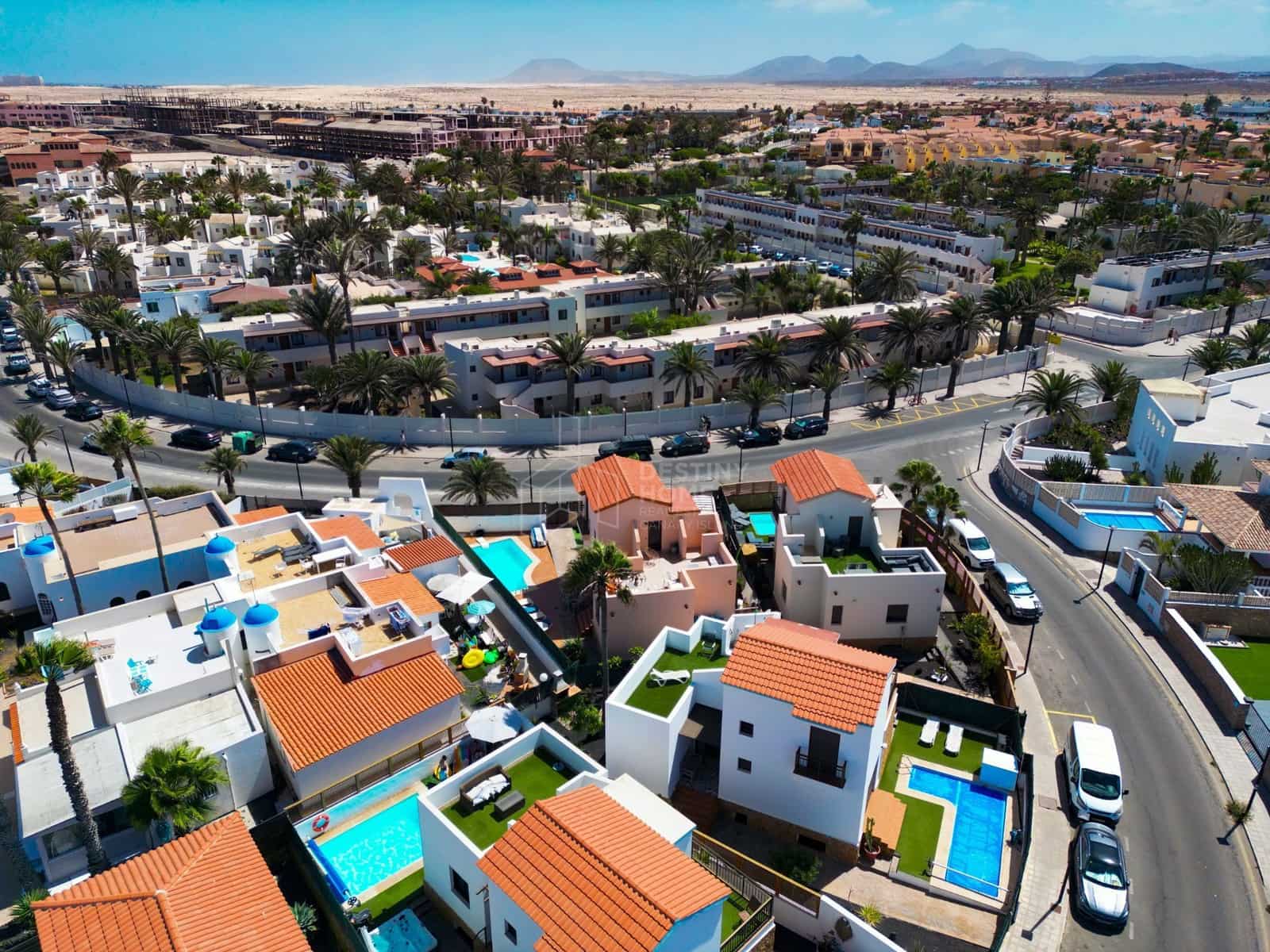 5 soveværelse Villa til salg i Corralejo med swimmingpool garage - € 980.000 (Ref: 9228300)