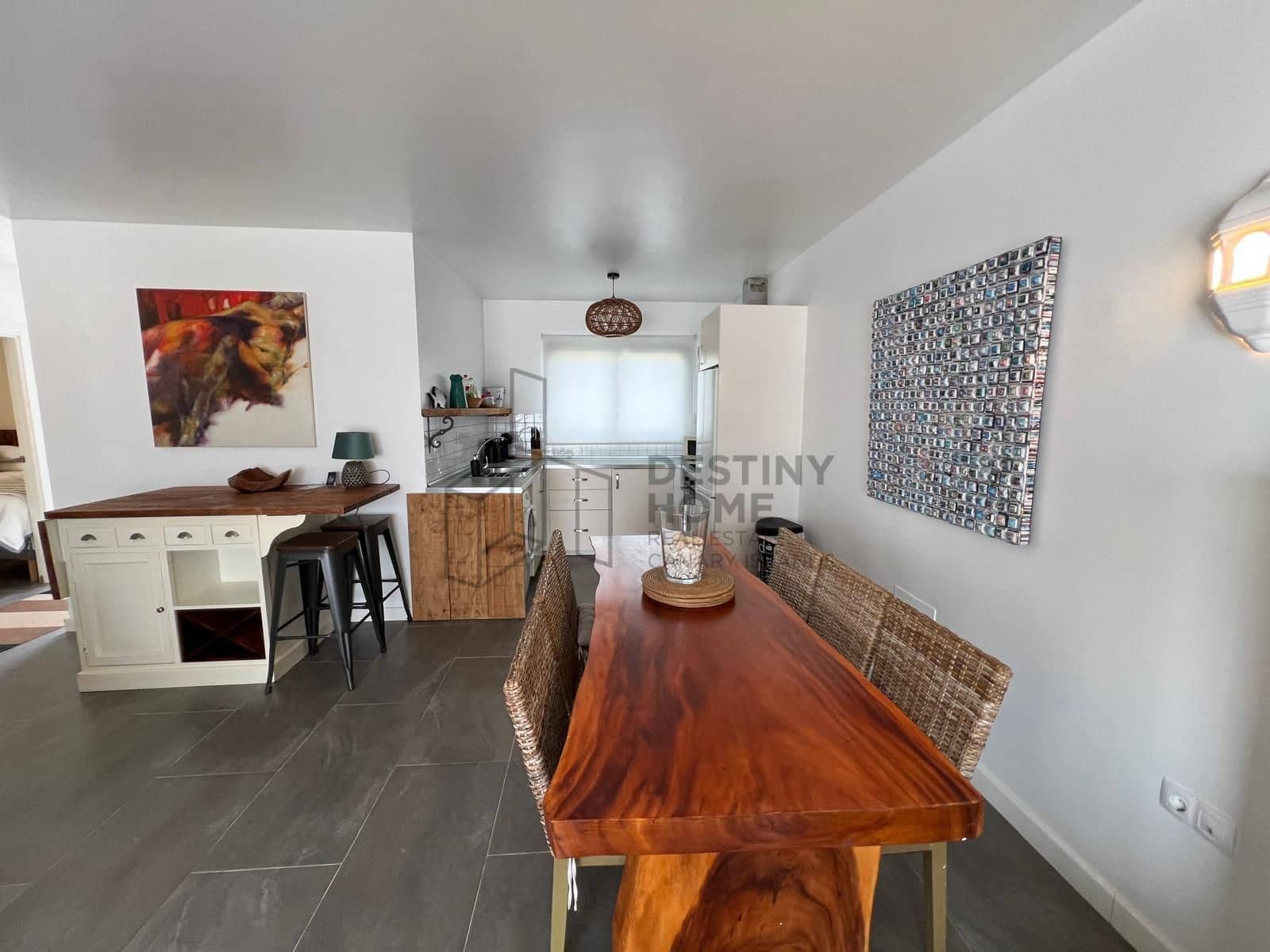 2 soveværelse Semi-Rækkehus til salg i Corralejo med swimmingpool - € 565.000 (Ref: 9228301)