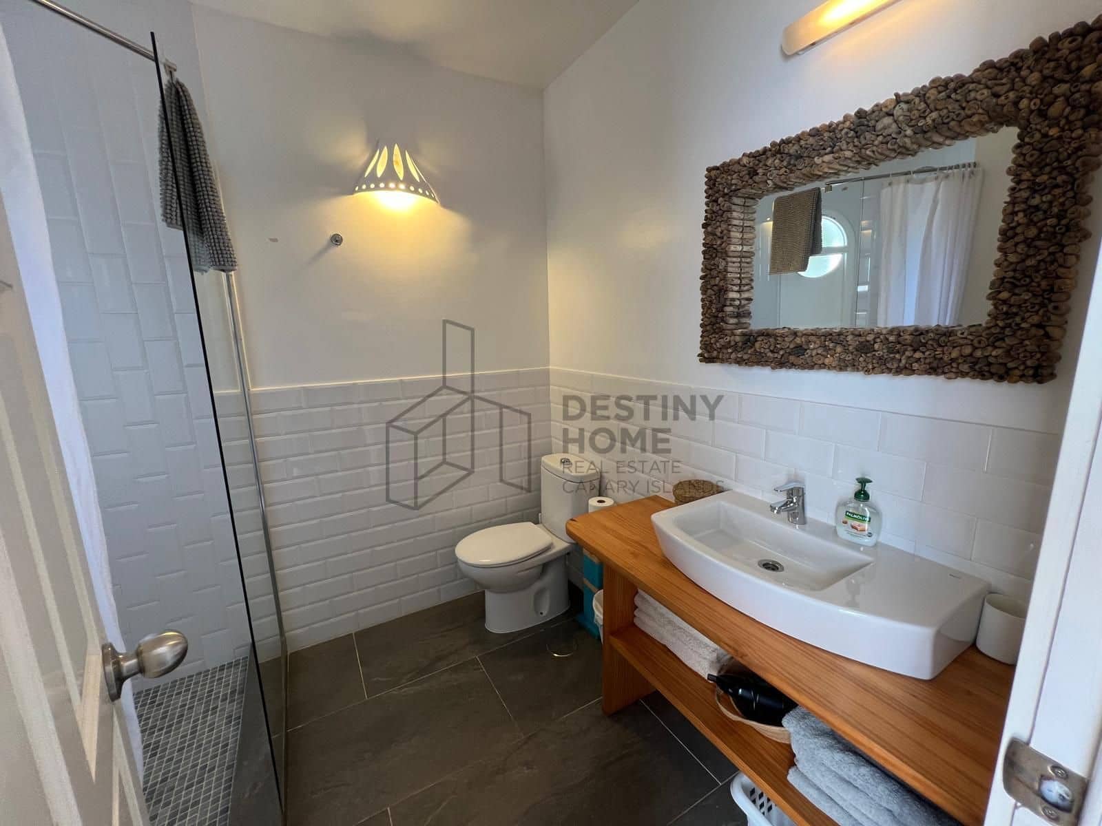 2 soveværelse Semi-Rækkehus til salg i Corralejo med swimmingpool - € 565.000 (Ref: 9228301)