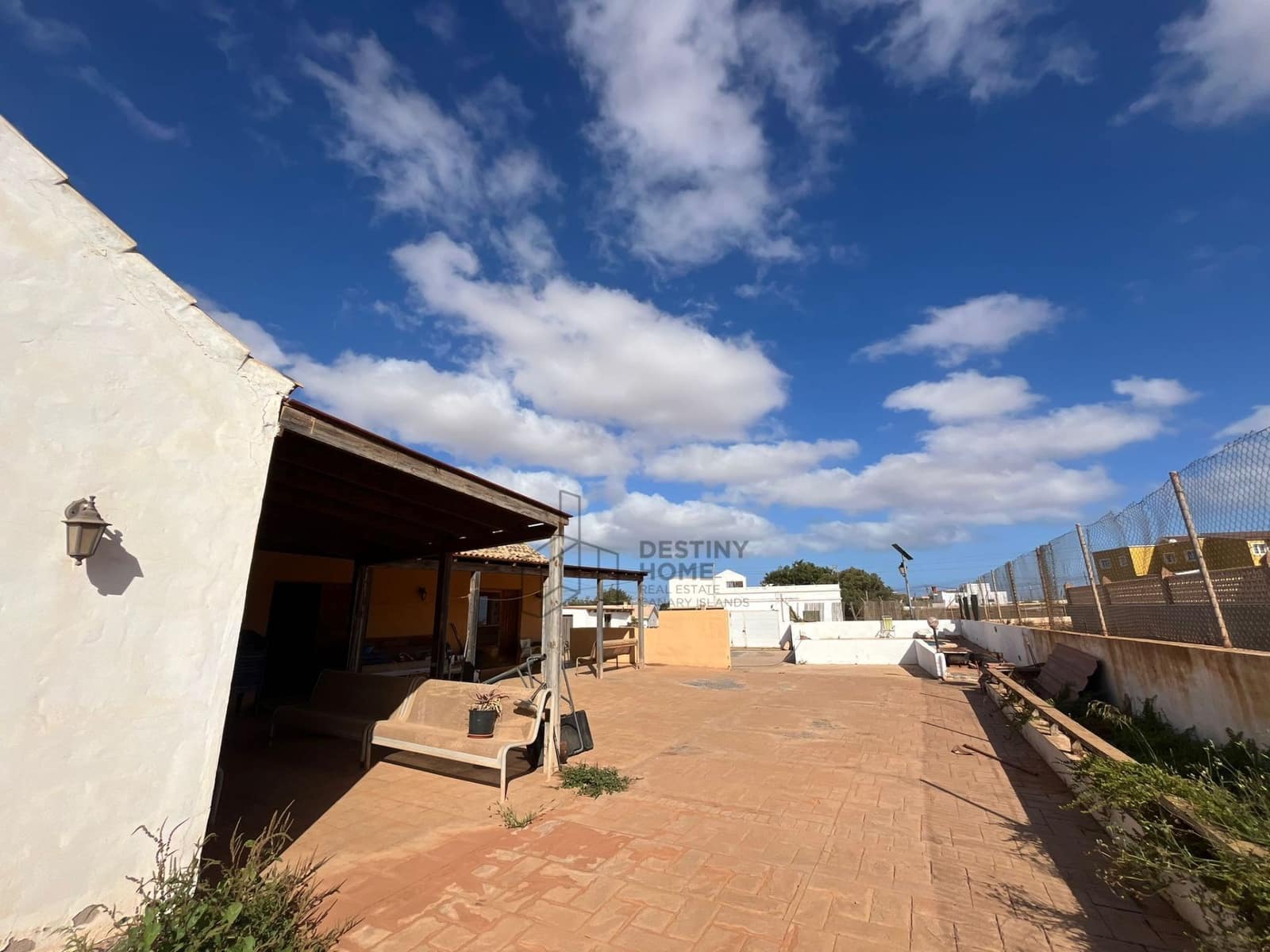 5 Zimmer Villa zu verkaufen in Los Estancos mit Pool - 320.000 € (Ref: 9236055)