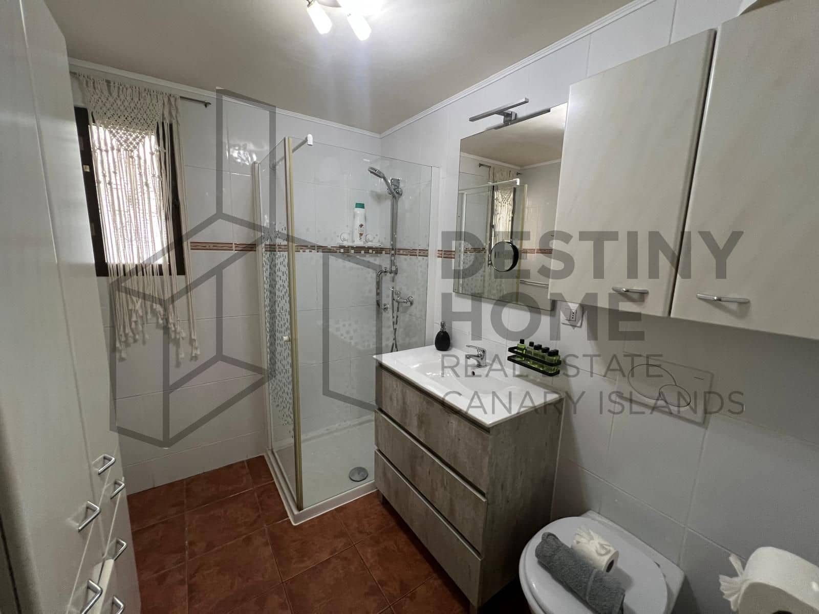 3 sovrum Semi-fristående Villa till salu i Corralejo med garage - 550 000 € (Ref: 9256805)