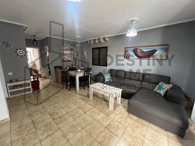 3 quarto Moradia Geminada para venda em Corralejo, La Oliva com garagem - 550 000 € (Ref: 9256805)