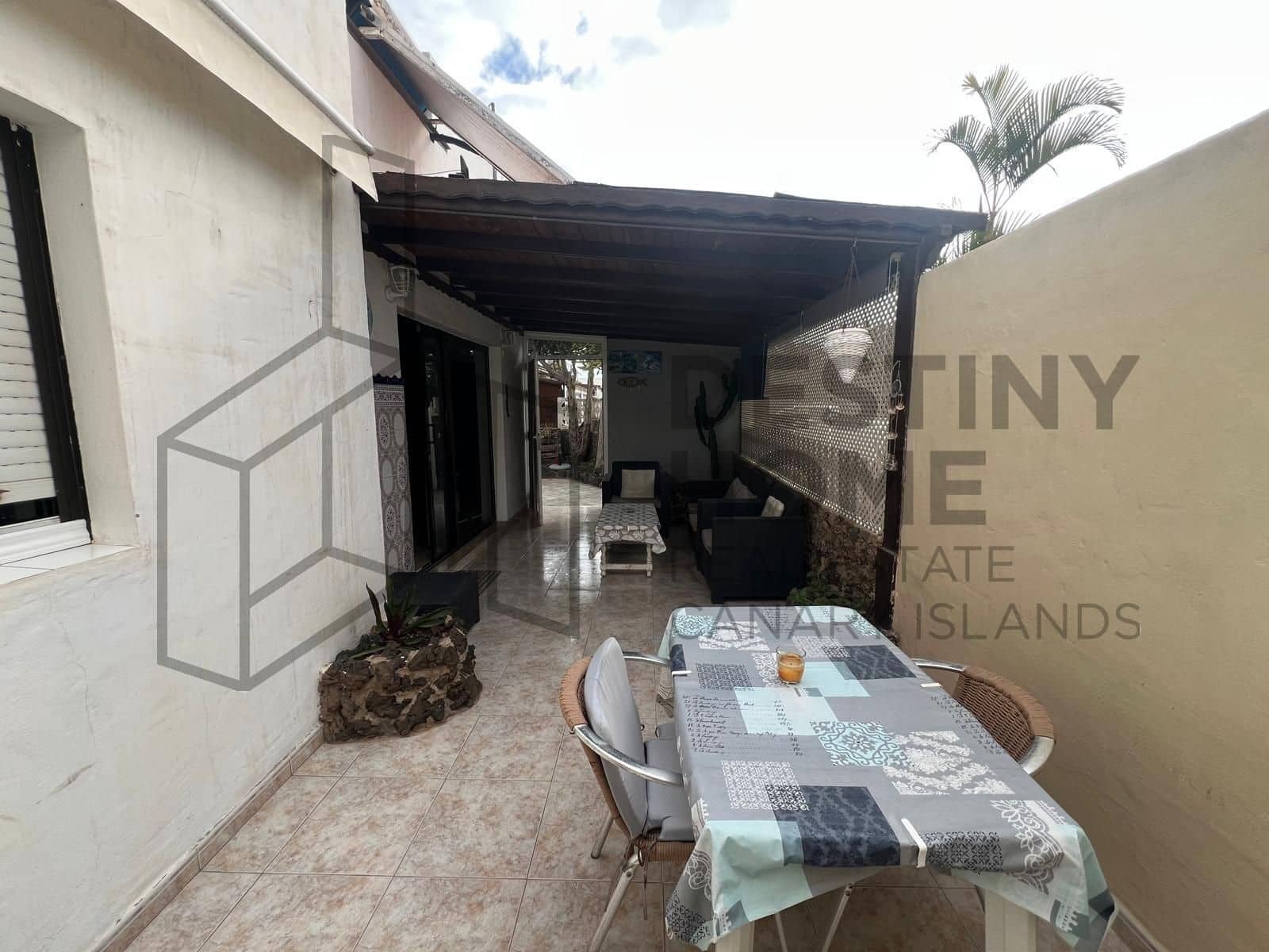 3 sovrum Semi-fristående Villa till salu i Corralejo med garage - 550 000 € (Ref: 9256805)