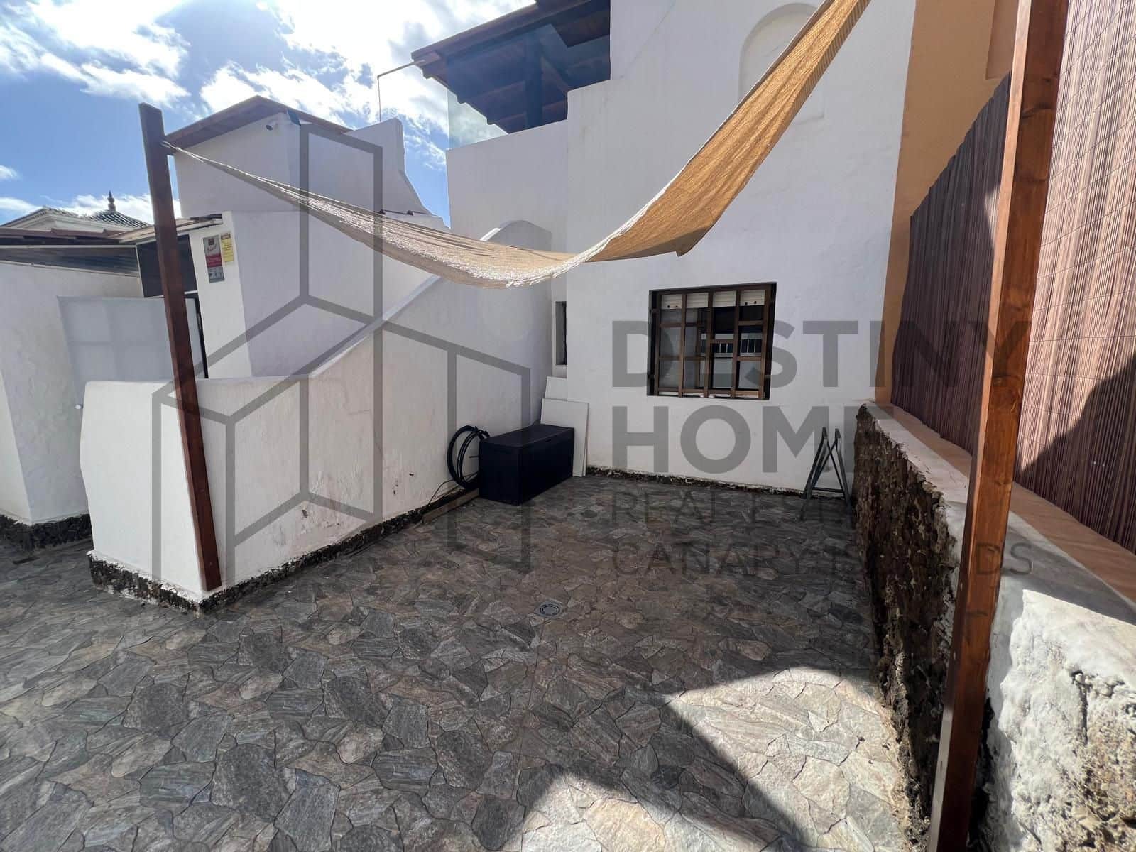 3 sovrum Semi-fristående Villa till salu i Corralejo med garage - 550 000 € (Ref: 9256805)