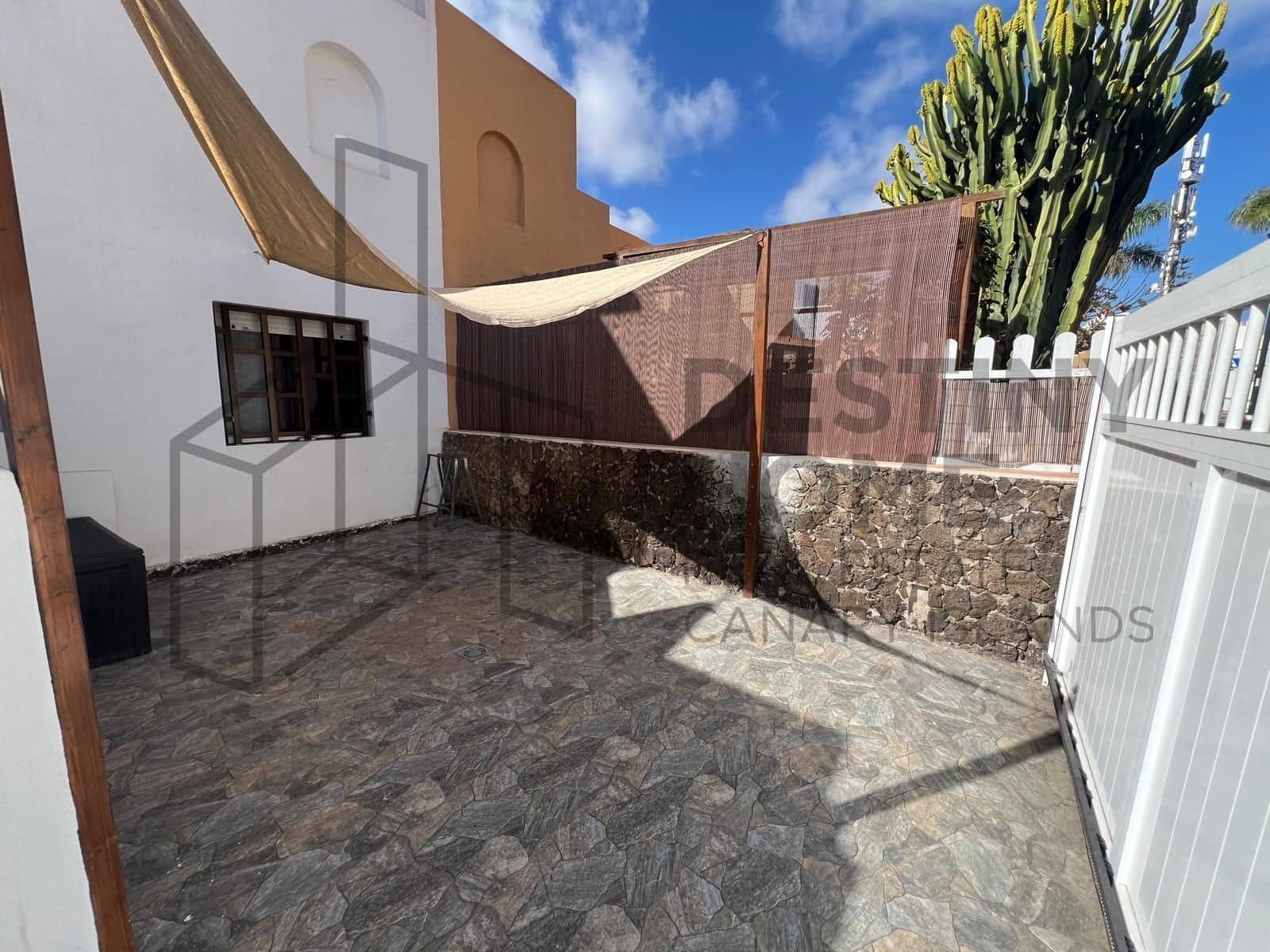 3 sovrum Semi-fristående Villa till salu i Corralejo med garage - 550 000 € (Ref: 9256805)