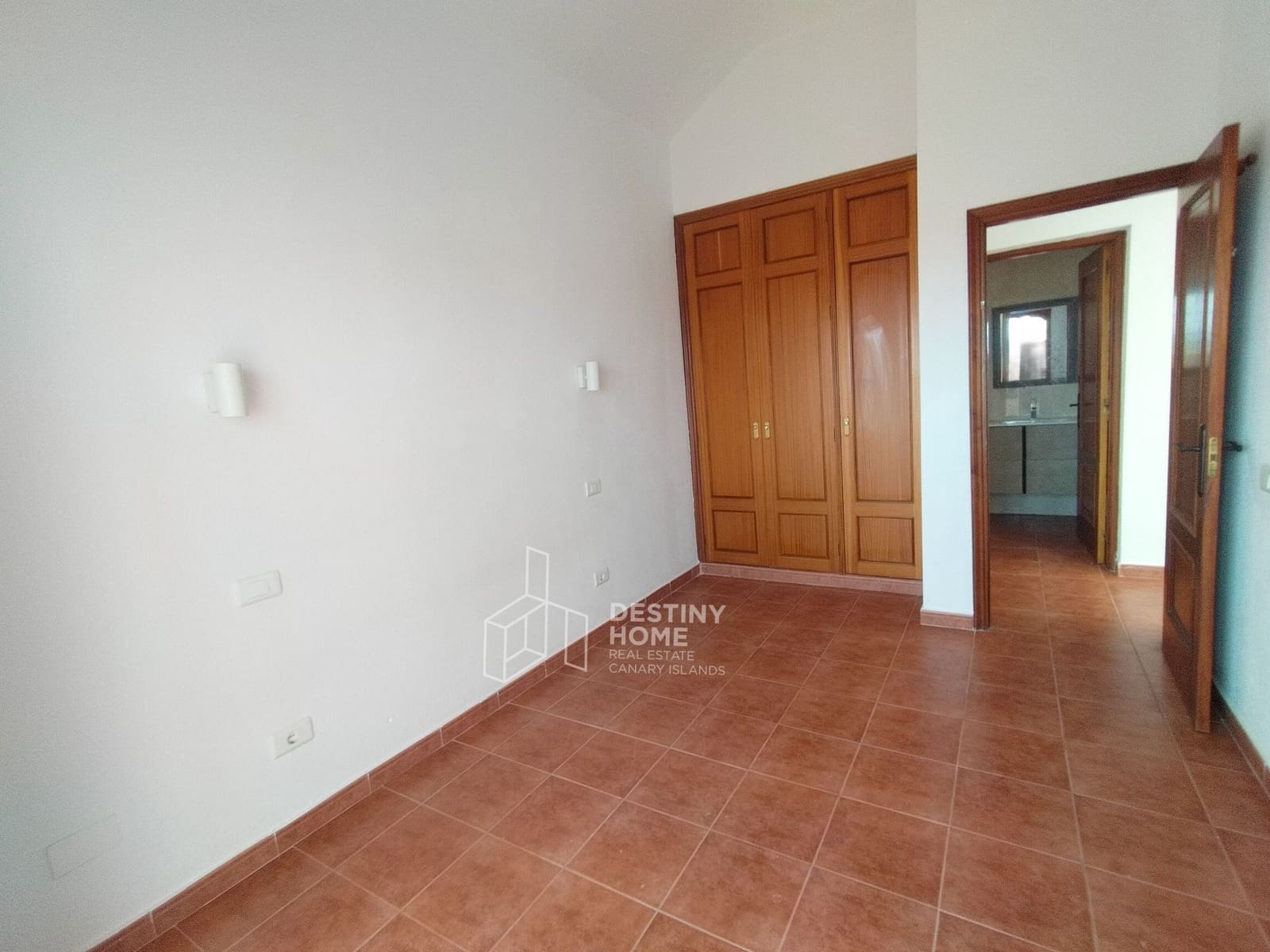 3 chambre Maison de Ville à vendre à Caleta de Fuste avec garage - 249 000 € (Ref: 9264061)