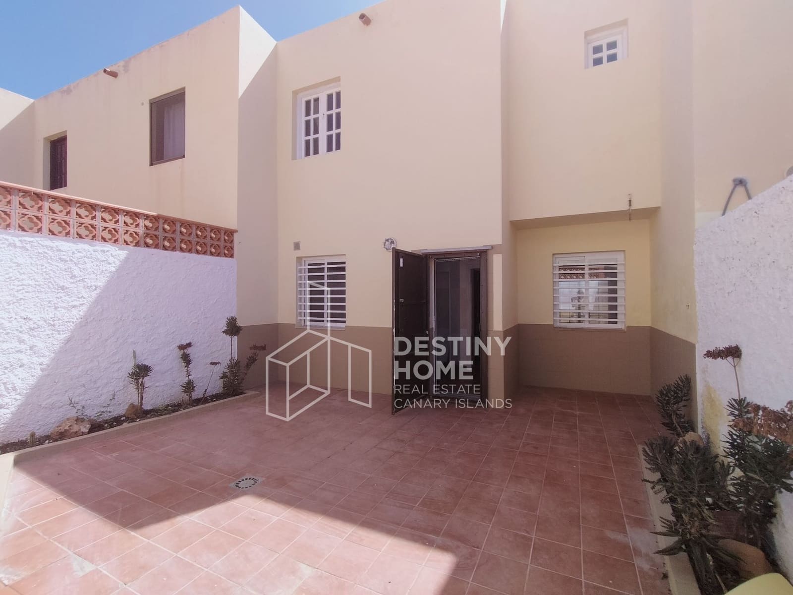 3 chambre Maison de Ville à vendre à Caleta de Fuste avec garage - 249 000 € (Ref: 9264061)