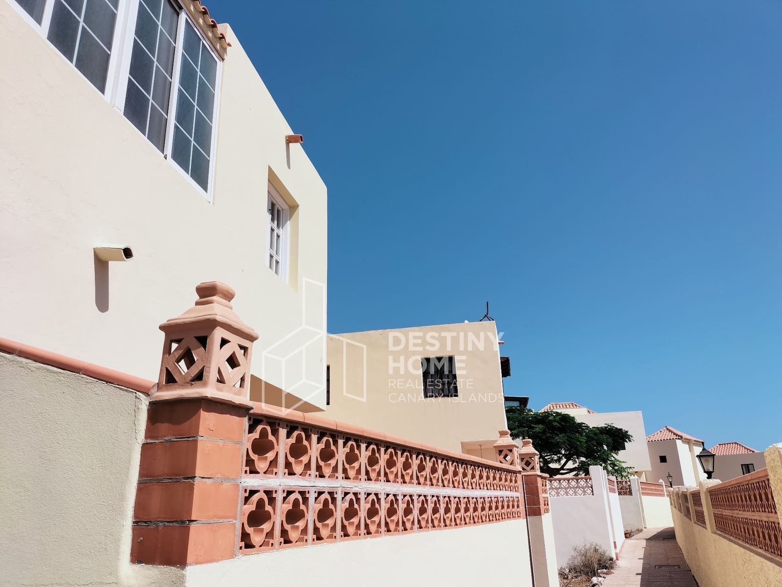 3 chambre Maison de Ville à vendre à Caleta de Fuste avec garage - 249 000 € (Ref: 9264061)