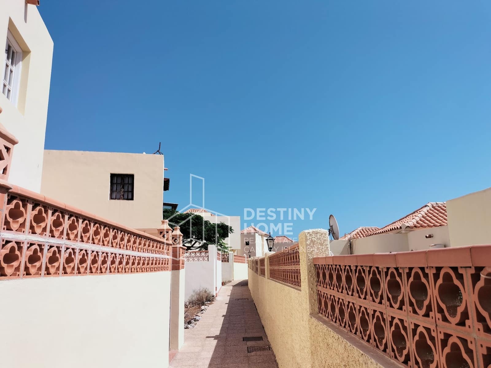 3 chambre Maison de Ville à vendre à Caleta de Fuste avec garage - 249 000 € (Ref: 9264061)