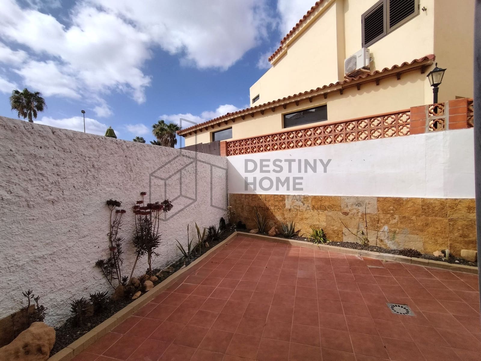 3 quarto Casa em Banda para venda em Caleta de Fuste com garagem - 257 000 € (Ref: 9264061)