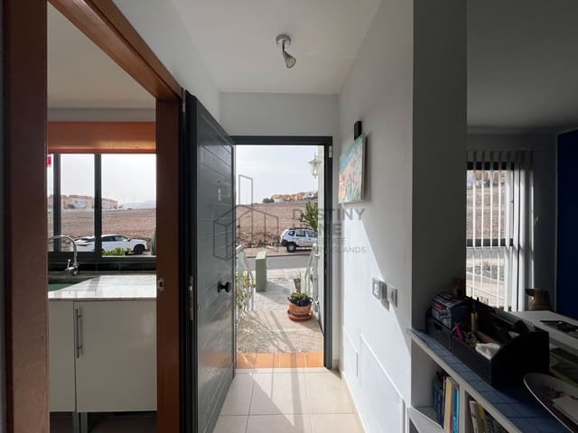 4 Zimmer Doppelhaus zu verkaufen in Caleta de Fuste, Antigua mit Pool - 285.000 € (Ref: 9269213)