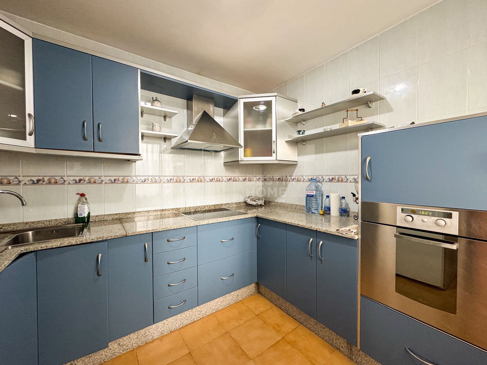 3 slaapkamer Appartement te koop in Corralejo met garage - € 237.000 (Ref: 9294211)