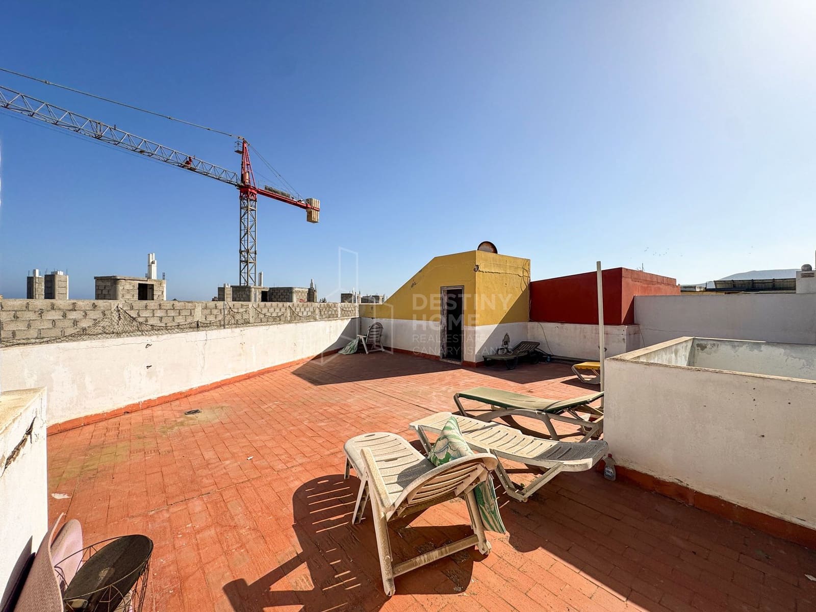 3 slaapkamer Appartement te koop in Corralejo met garage - € 237.000 (Ref: 9294211)