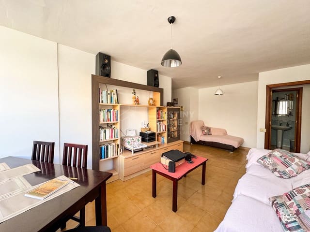 3 slaapkamer Appartement te koop in Corralejo, La Oliva met garage - € 237.000 (Ref: 9294211)