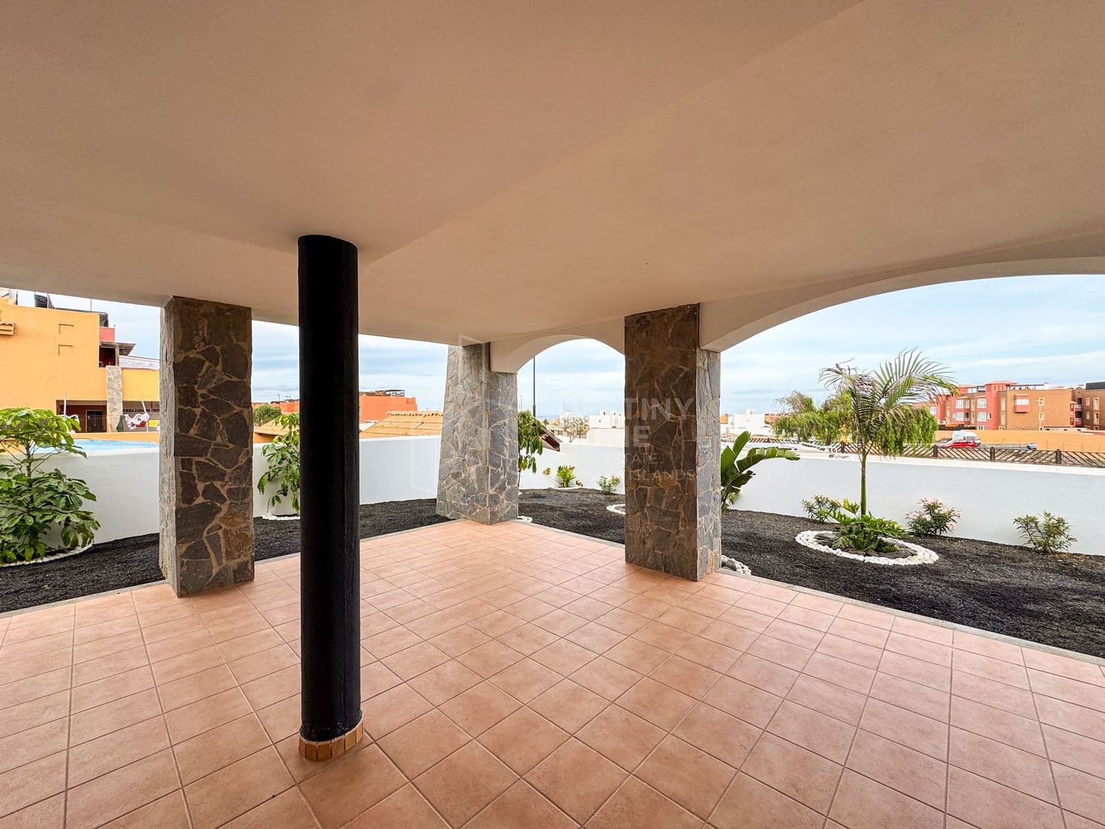 3 sypialnia Apartament na sprzedaż w Corralejo z garażem - 335 000 € (Ref: 9344403)