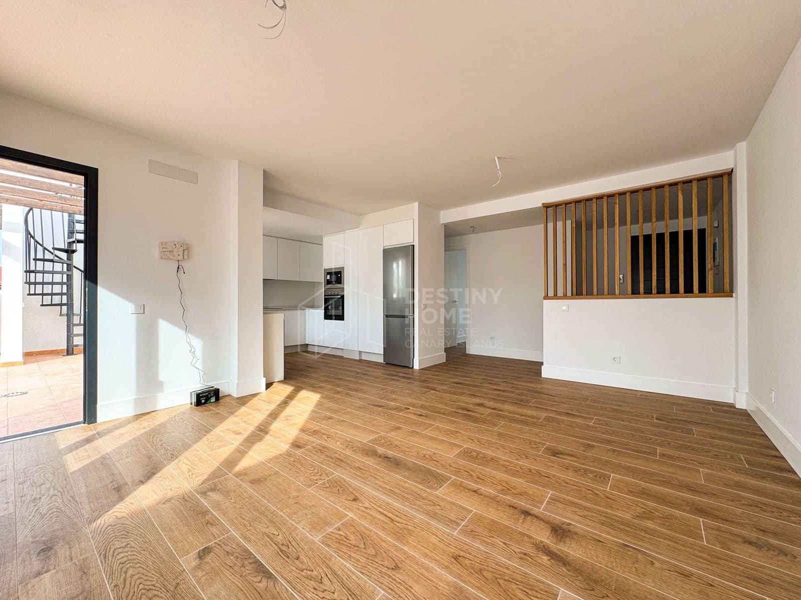 3 sypialnia Apartament na sprzedaż w Corralejo z garażem - 335 000 € (Ref: 9344403)