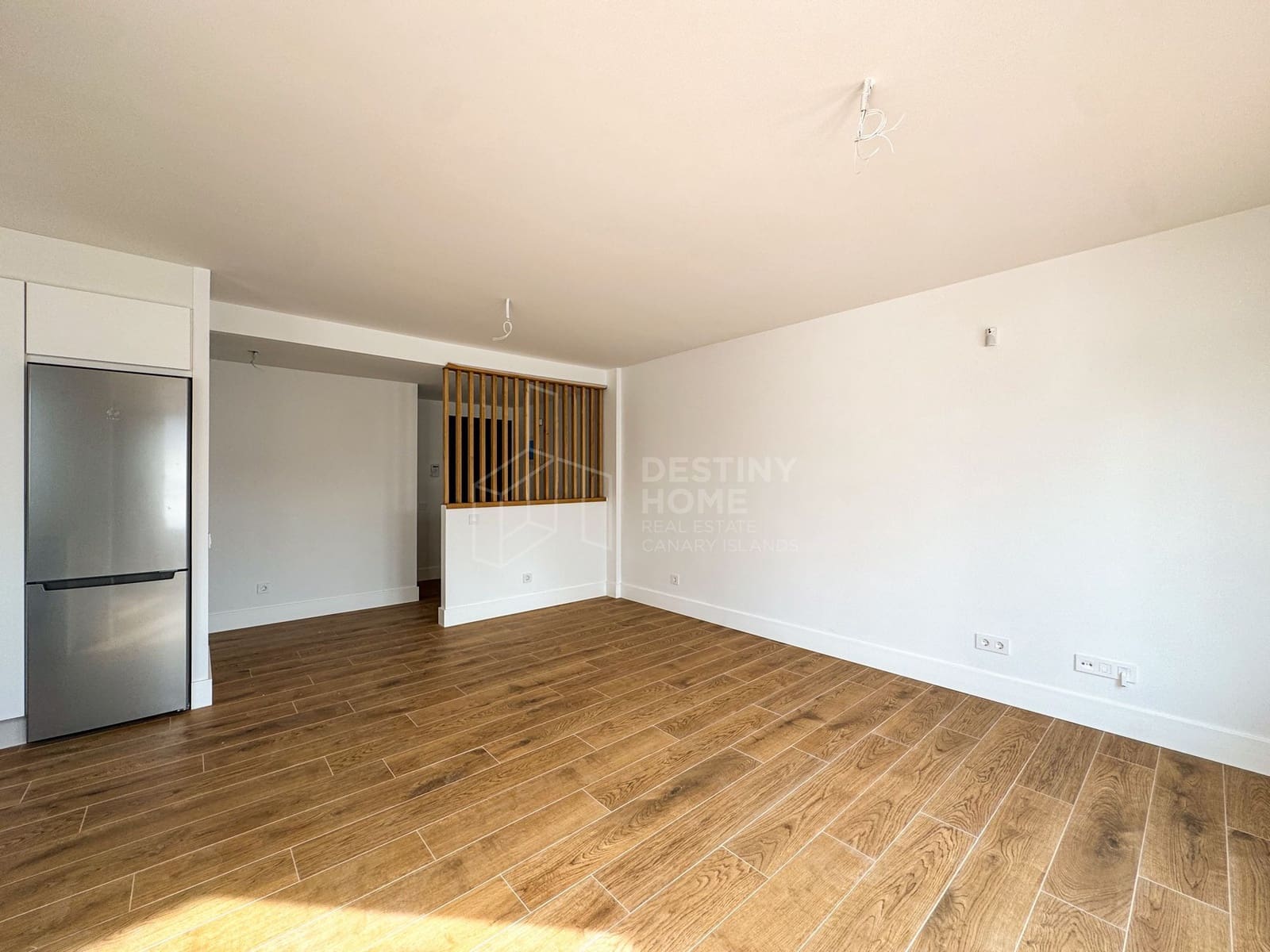 3 sypialnia Apartament na sprzedaż w Corralejo z garażem - 335 000 € (Ref: 9344403)