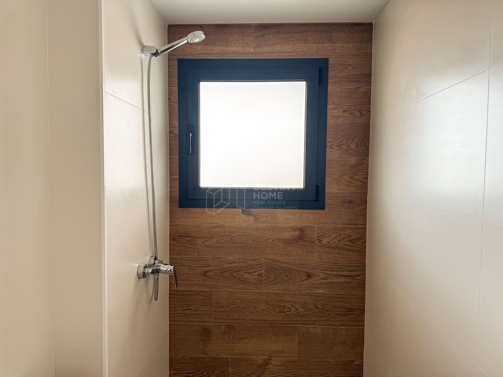 3 sypialnia Apartament na sprzedaż w Corralejo z garażem - 335 000 € (Ref: 9344403)