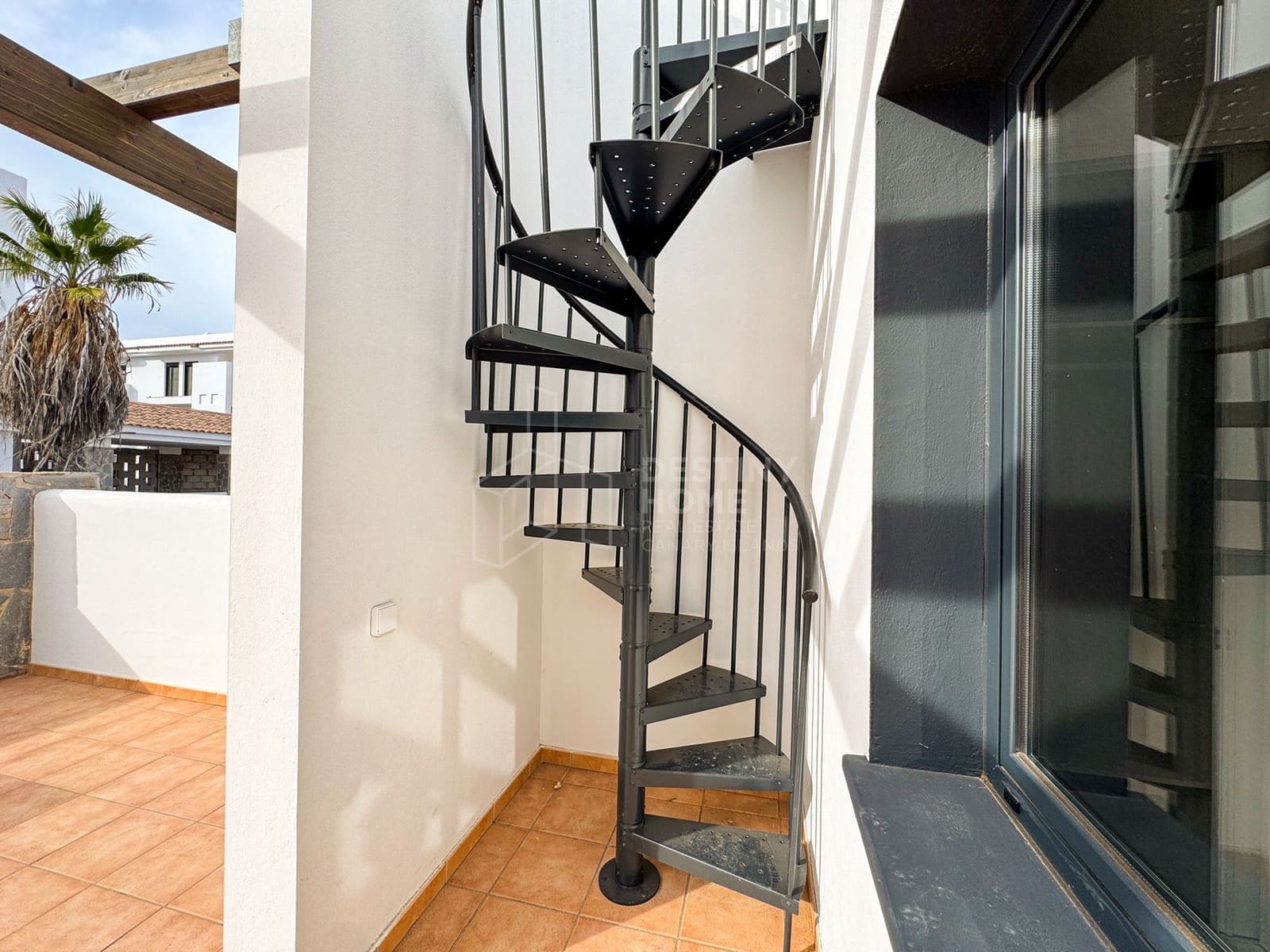 3 sypialnia Apartament na sprzedaż w Corralejo z garażem - 335 000 € (Ref: 9344403)